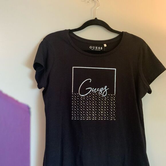 Guess Black Graphic Short Sleeve Crew neck Embellished NWT Tee Large - Picture 3 of 8